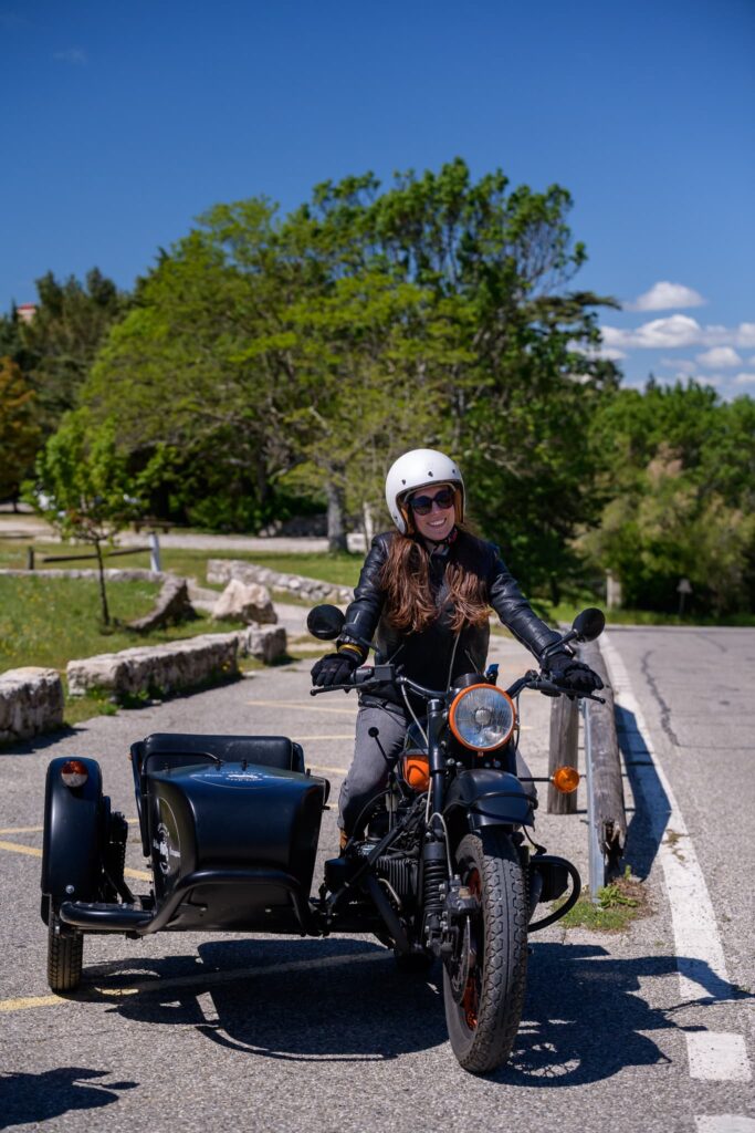Balade en side-car autour de la Sainte-Victoire